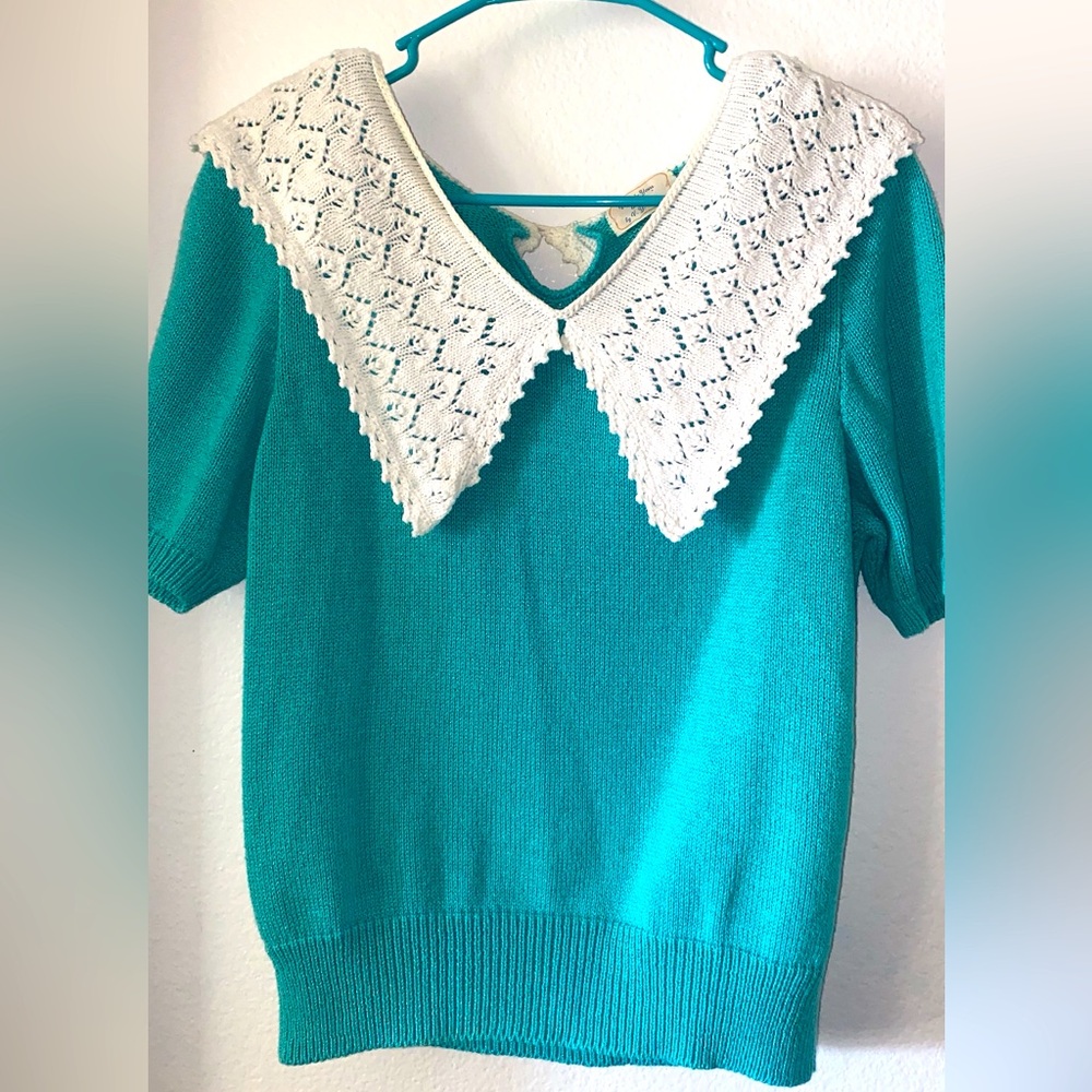 Handmade vintage knit top with crochet-style collar